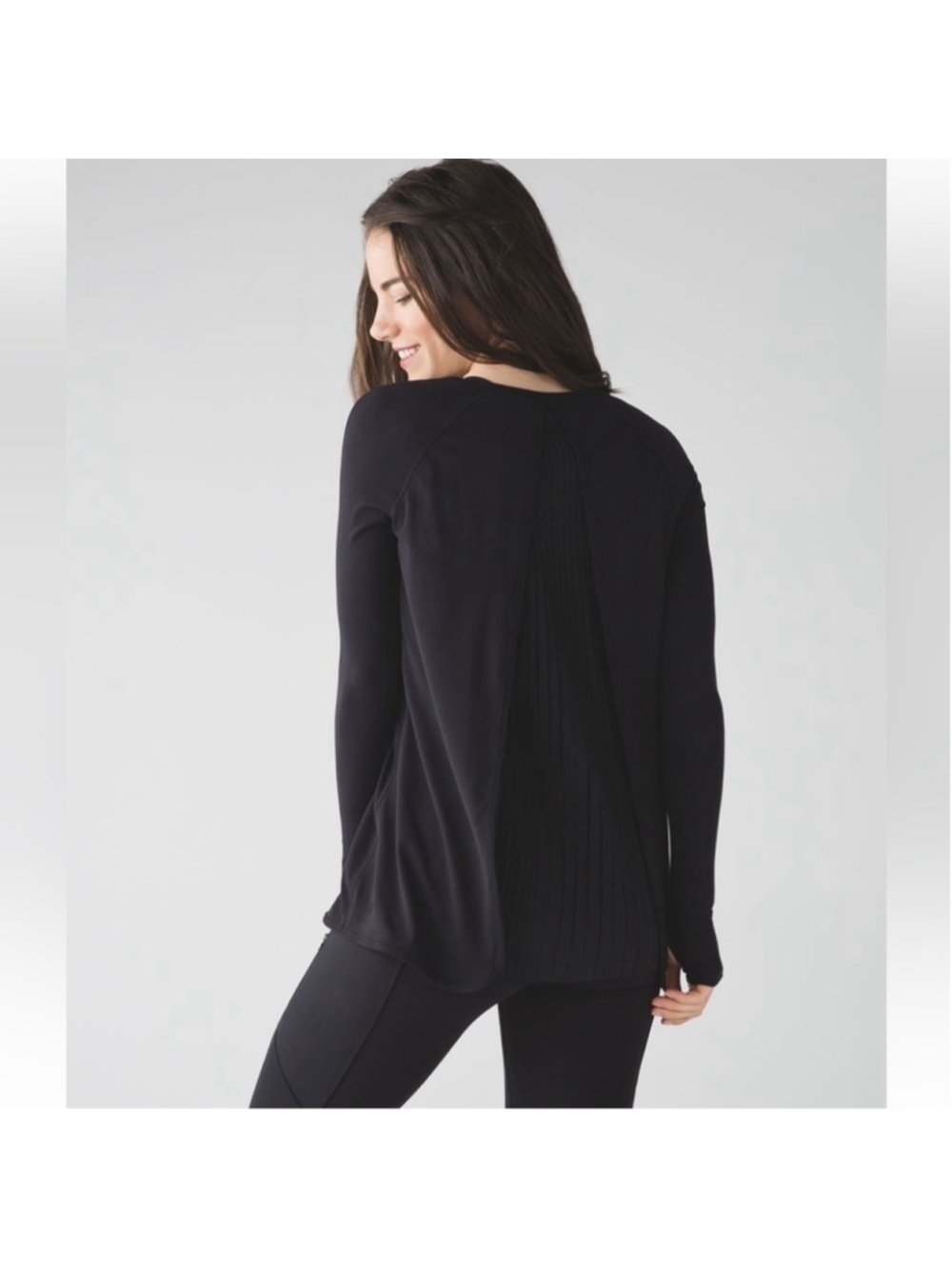 Lululemon Making Moves Long Sleeve
Black sz 6
